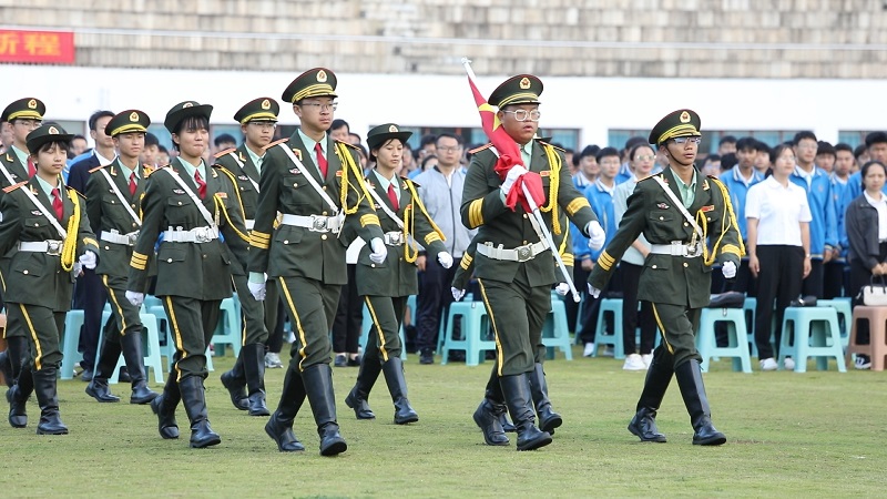 云南师范大学附属施甸中学举行2